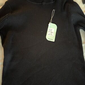 Ninovino Black Ribbed Knit Top XXL